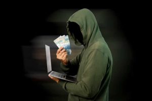 Estafas más comunes en el comercio electrónico y cómo evitarlas